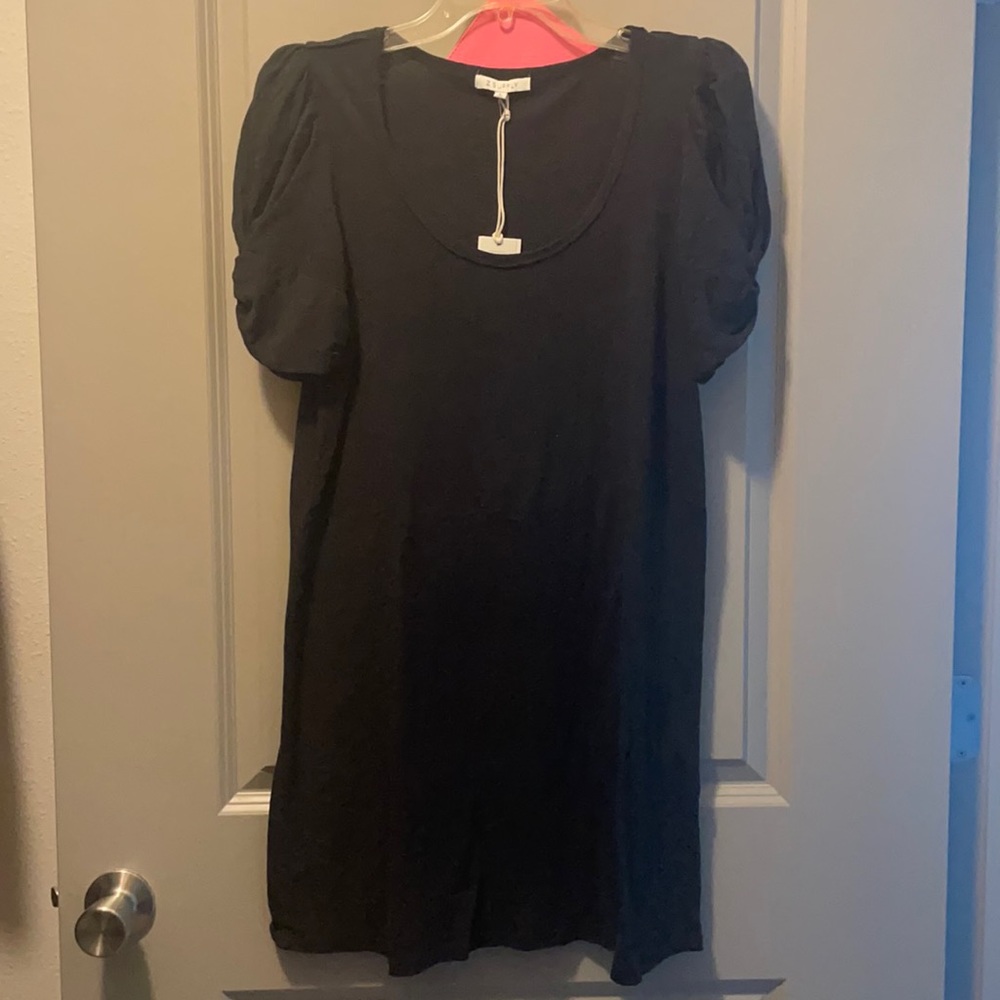 BNWT women’s Z Supply black dress. Size S.